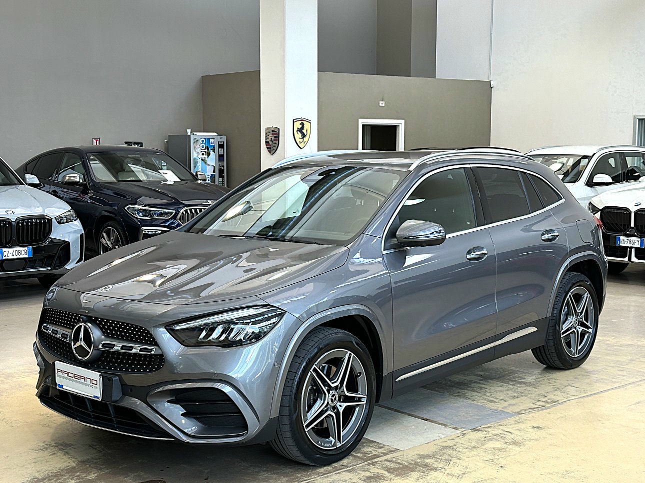 MERCEDES BENZ GLA