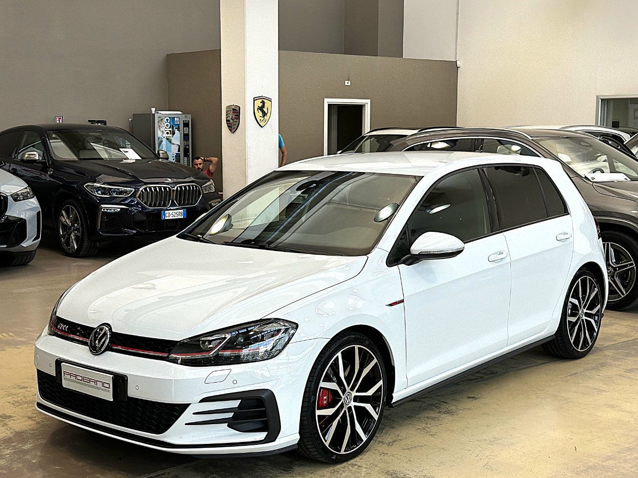 VOLKSWAGEN Golf GTI 2019