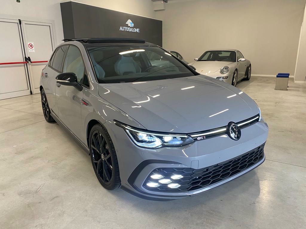 VOLKSWAGEN Golf 2022