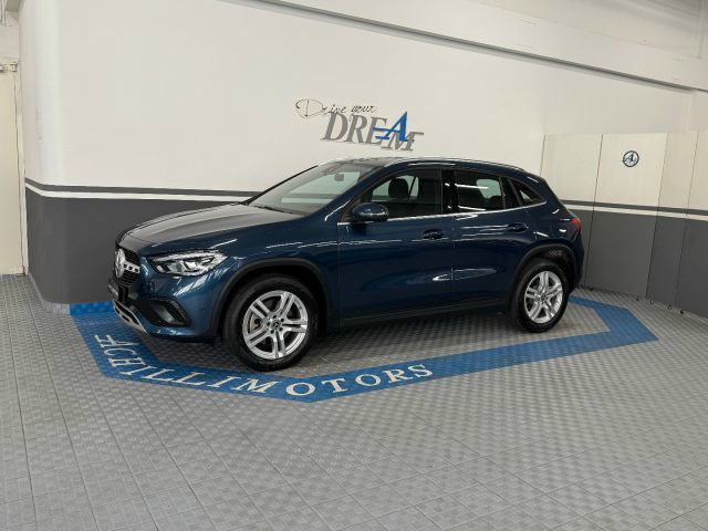MERCEDES BENZ GLA