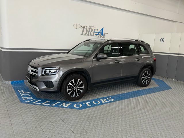 MERCEDES BENZ GLB
