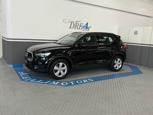 VOLVO XC40 2019