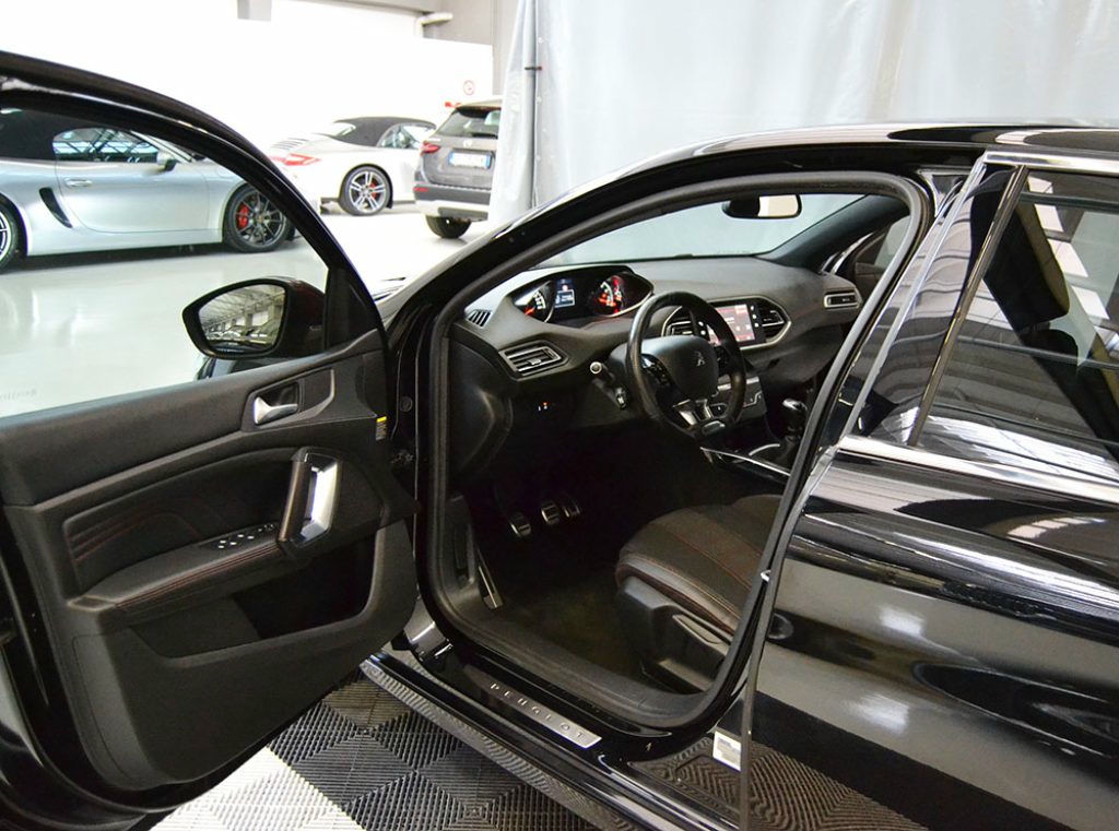 PEUGEOT 308 2019