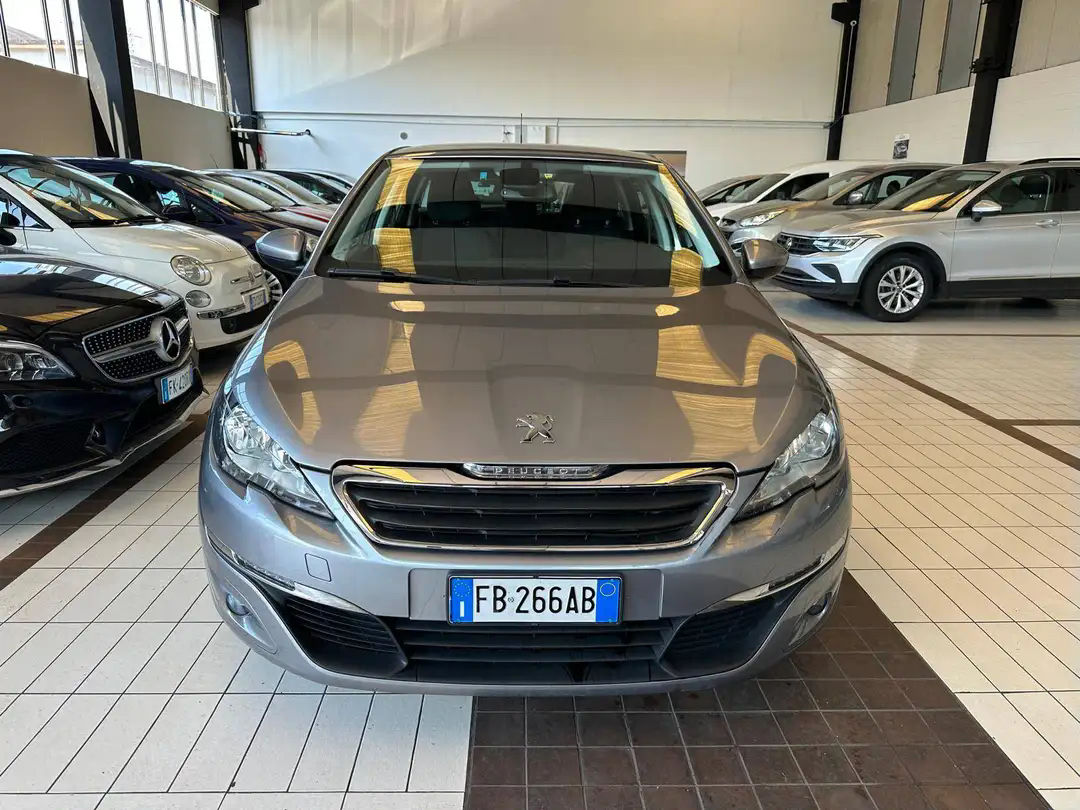 PEUGEOT 308 2015