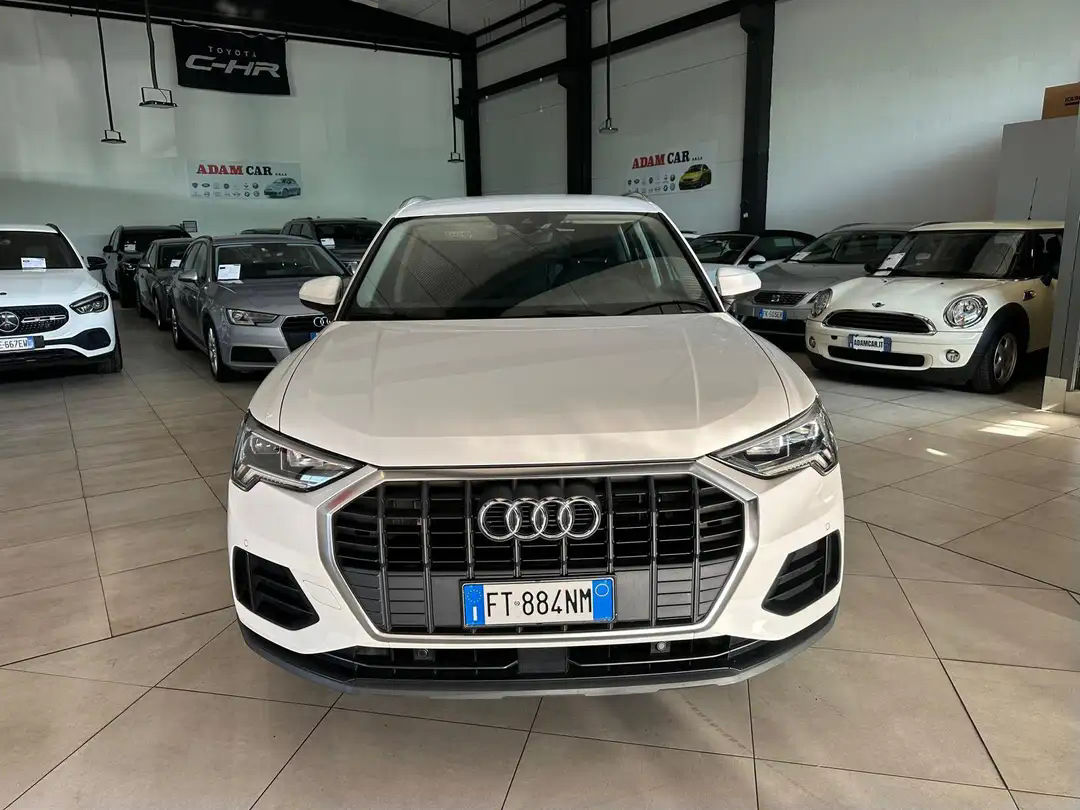 AUDI Q3 2018