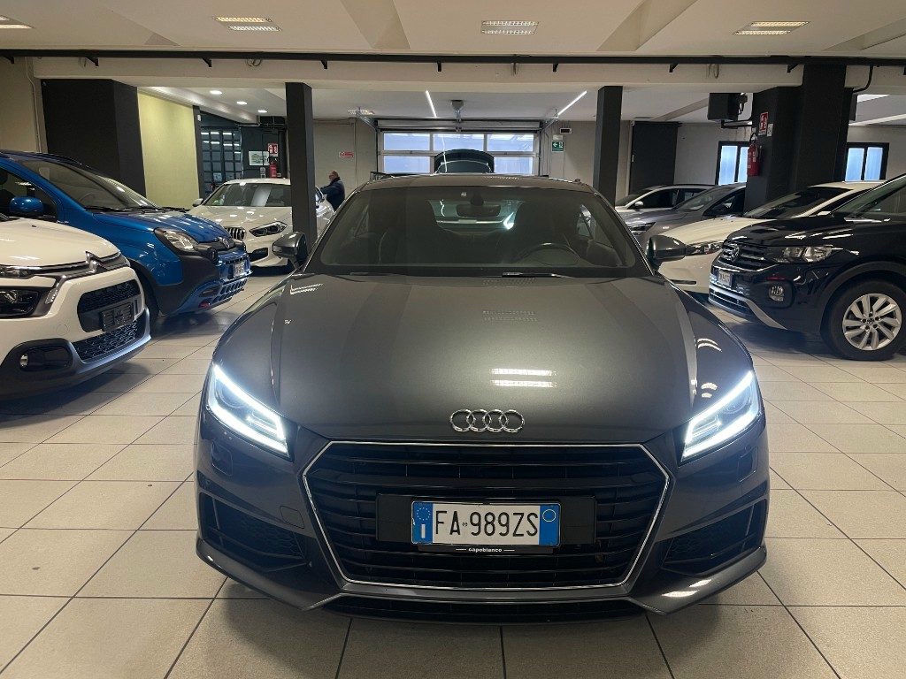 AUDI TT 2015