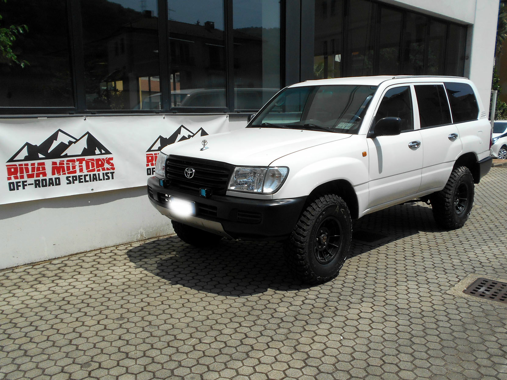 TOYOTA Land Cruiser 2005