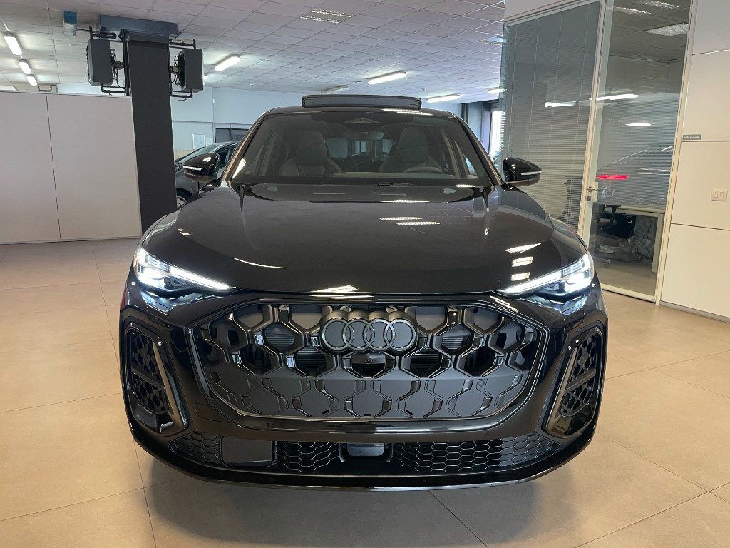 AUDI Q5 2026