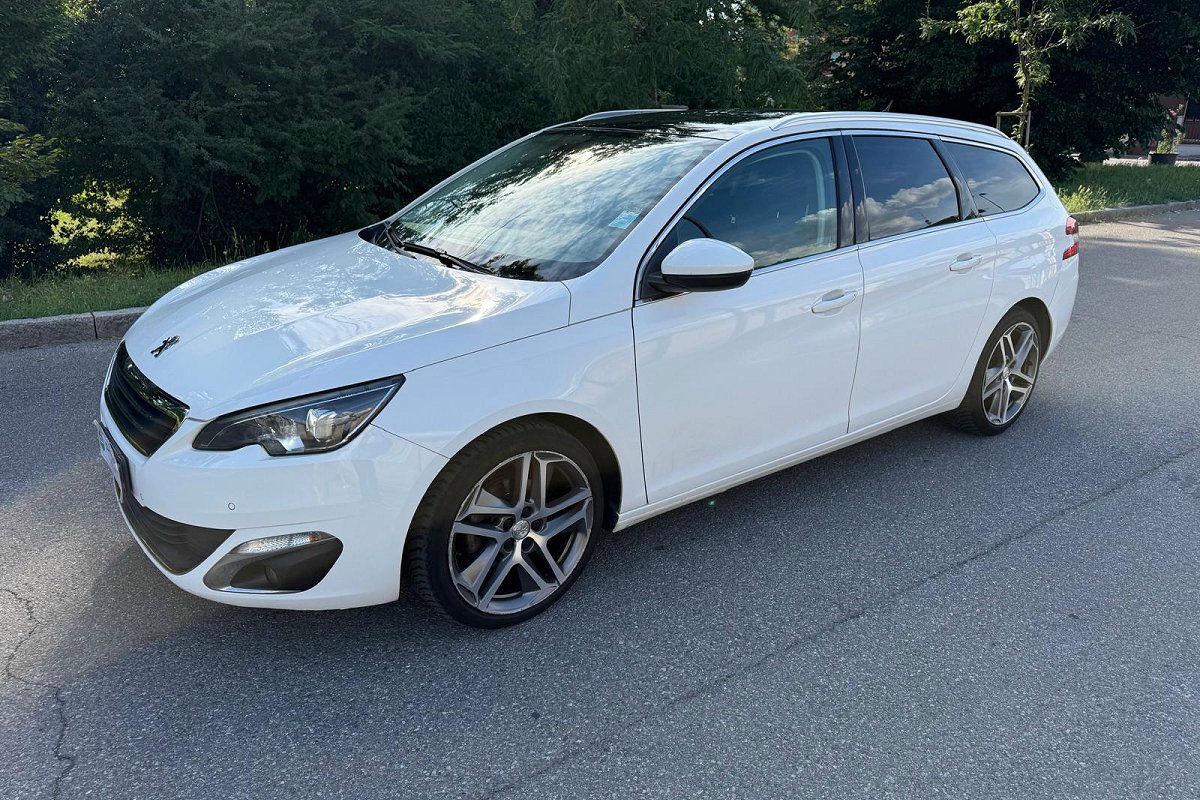 PEUGEOT 308 2016