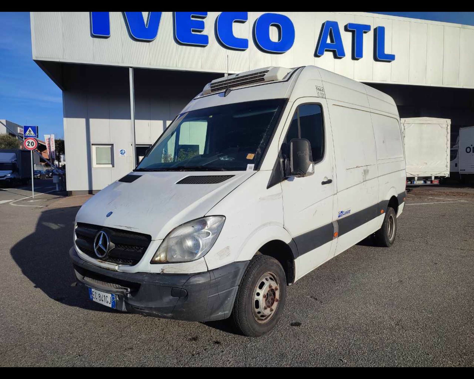 MERCEDES BENZ Sprinter