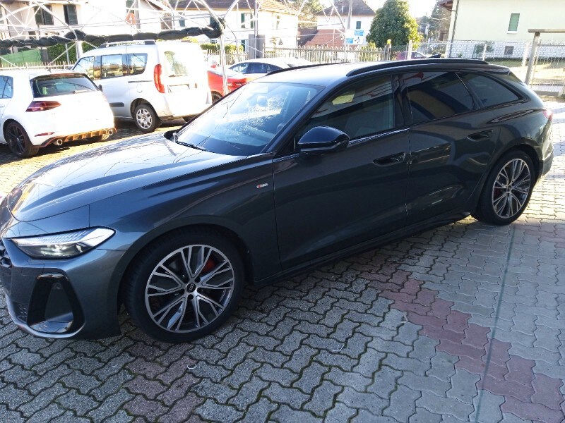 AUDI A5 2025