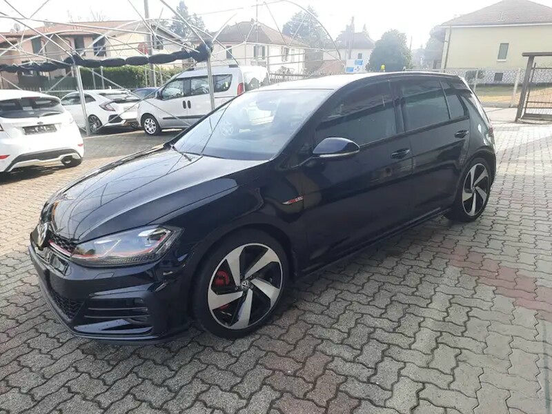 VOLKSWAGEN Golf 2019