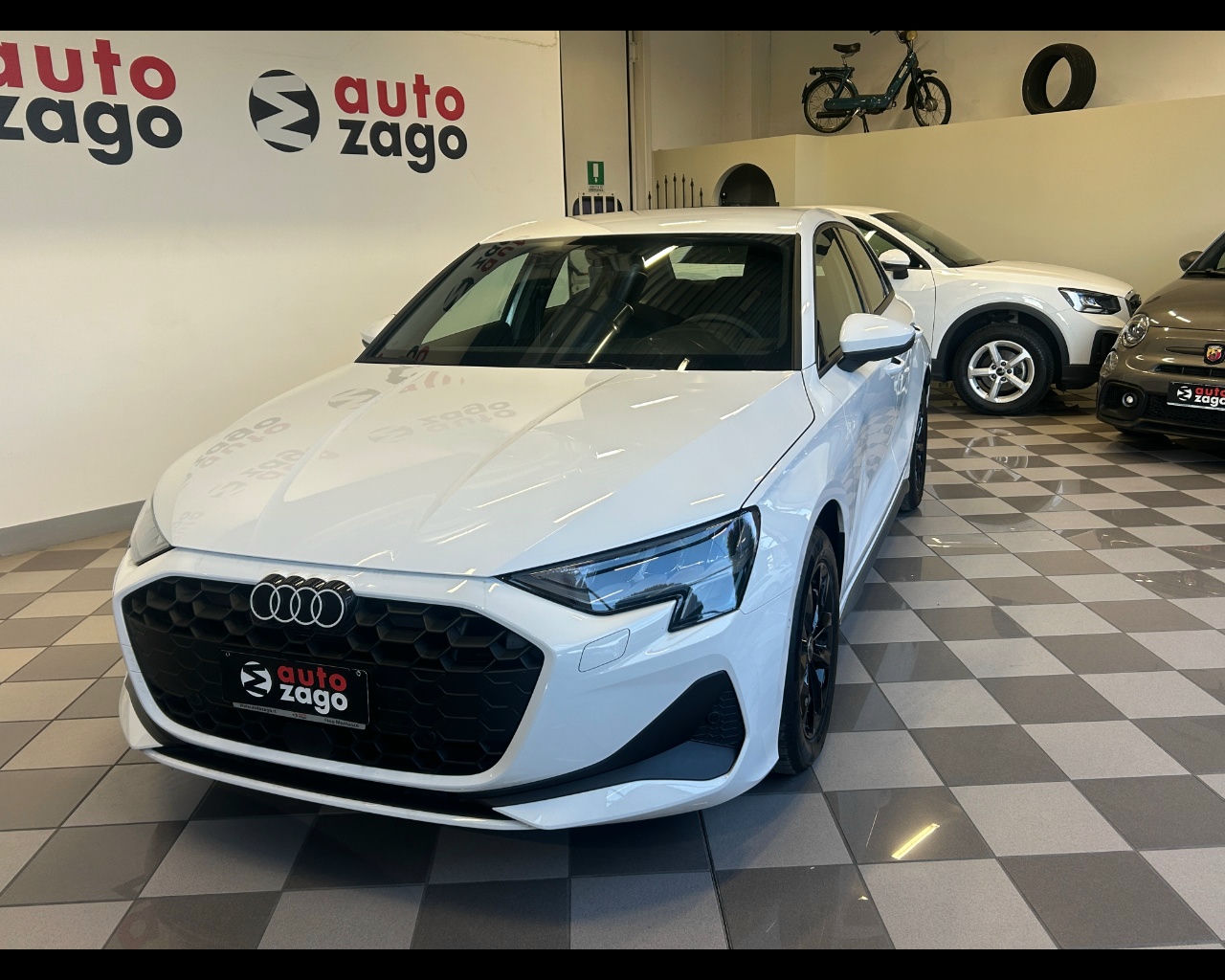 AUDI A3 2025