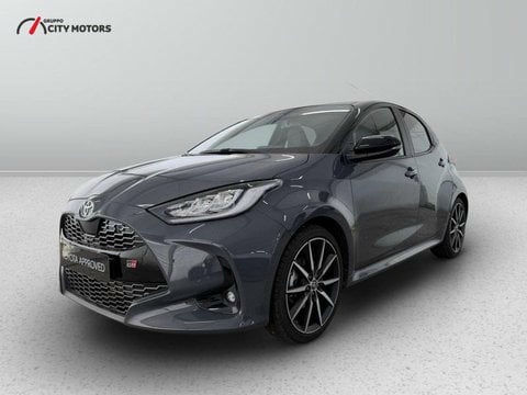 TOYOTA Yaris 2025