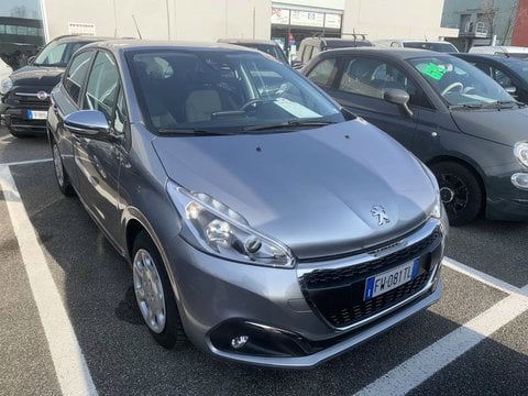 PEUGEOT 208 2019