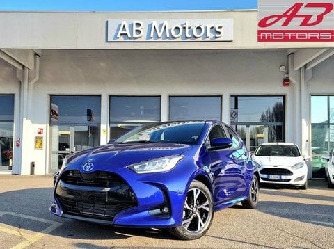 TOYOTA Yaris 2025