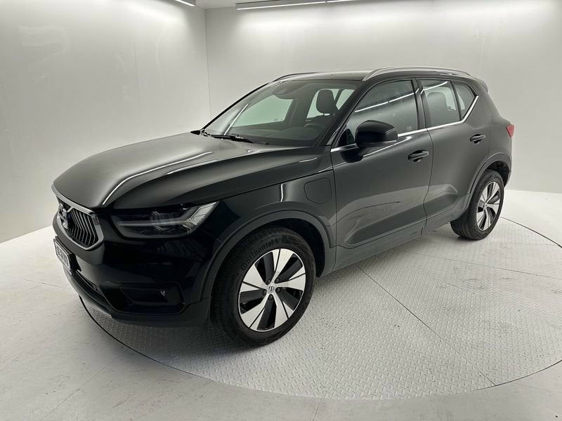 VOLVO XC40 2020