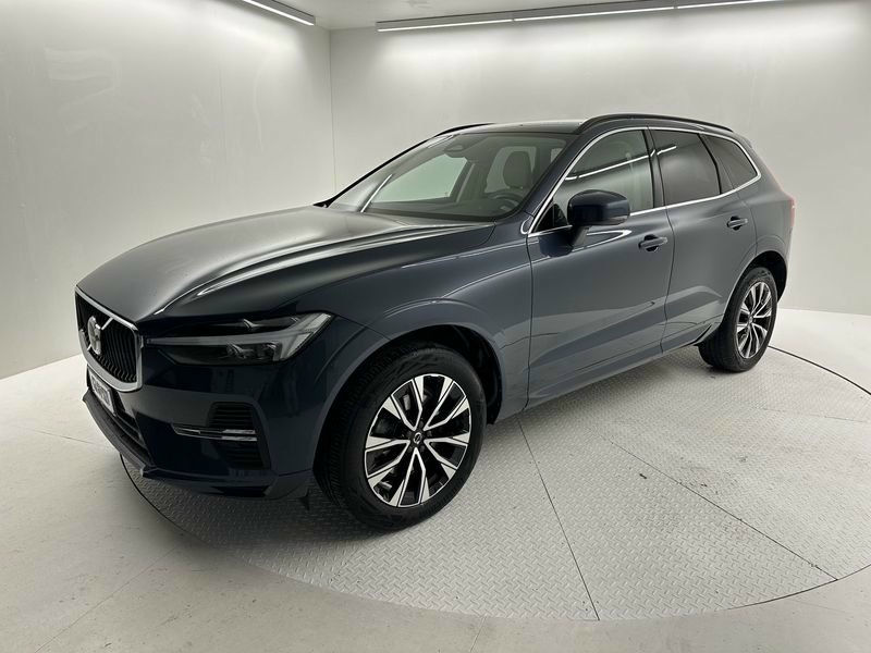 VOLVO XC60 2022