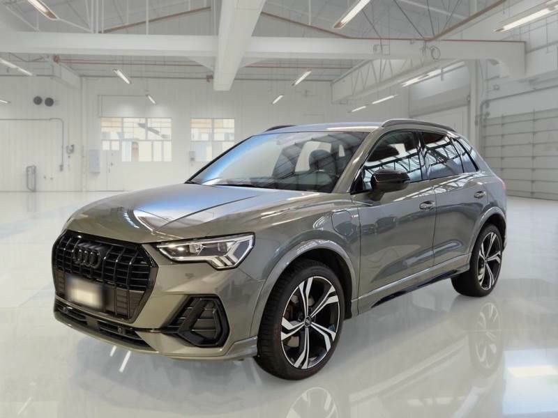 AUDI Q3 2021