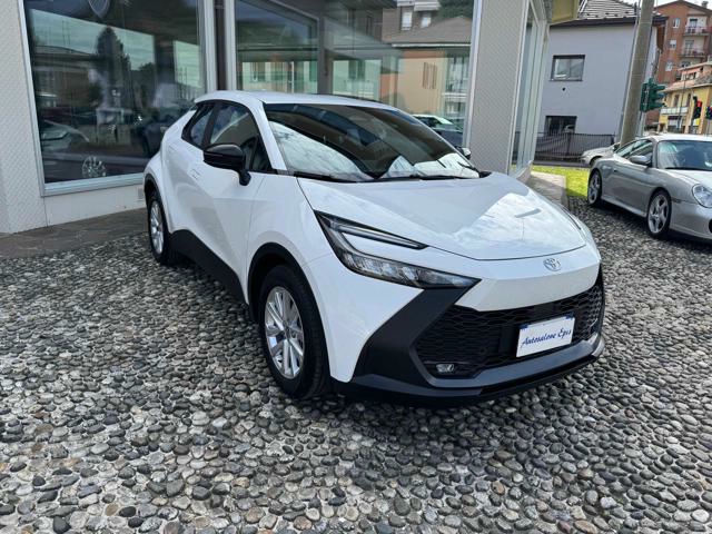 TOYOTA C-HR 2024