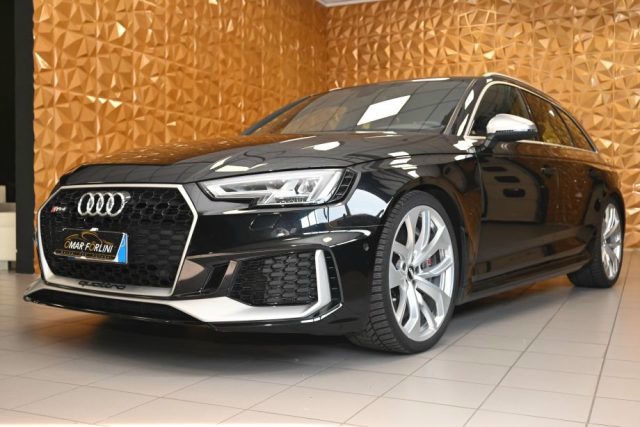 AUDI RS4 2018
