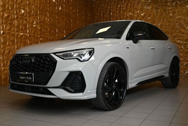 AUDI Q3 2021