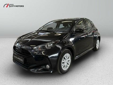 TOYOTA Yaris 2021