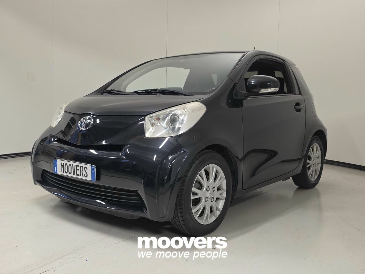 Toyota iQ