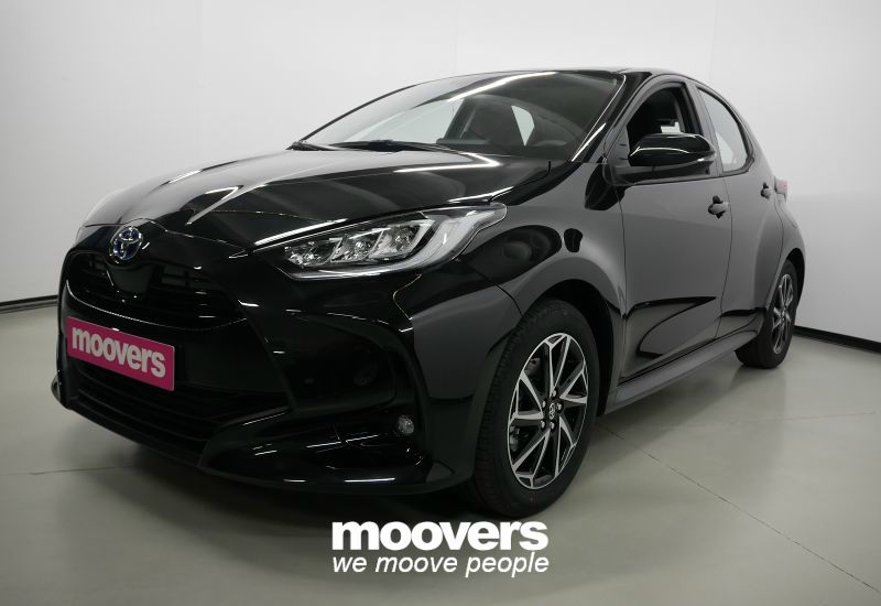 TOYOTA Yaris 2024