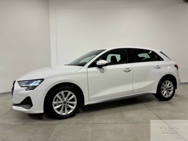 AUDI A3 2025