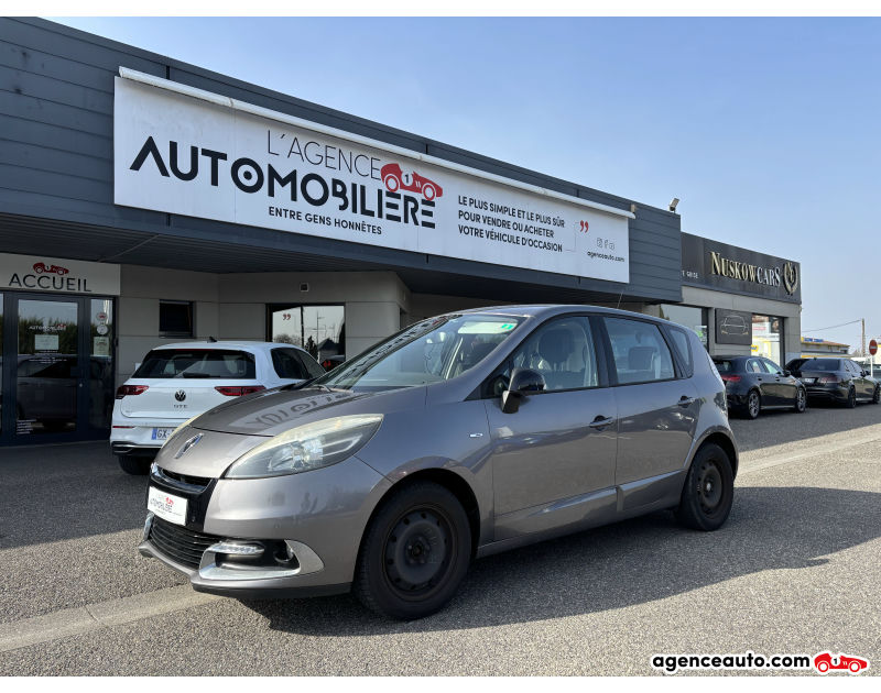 RENAULT Scenic 2012
