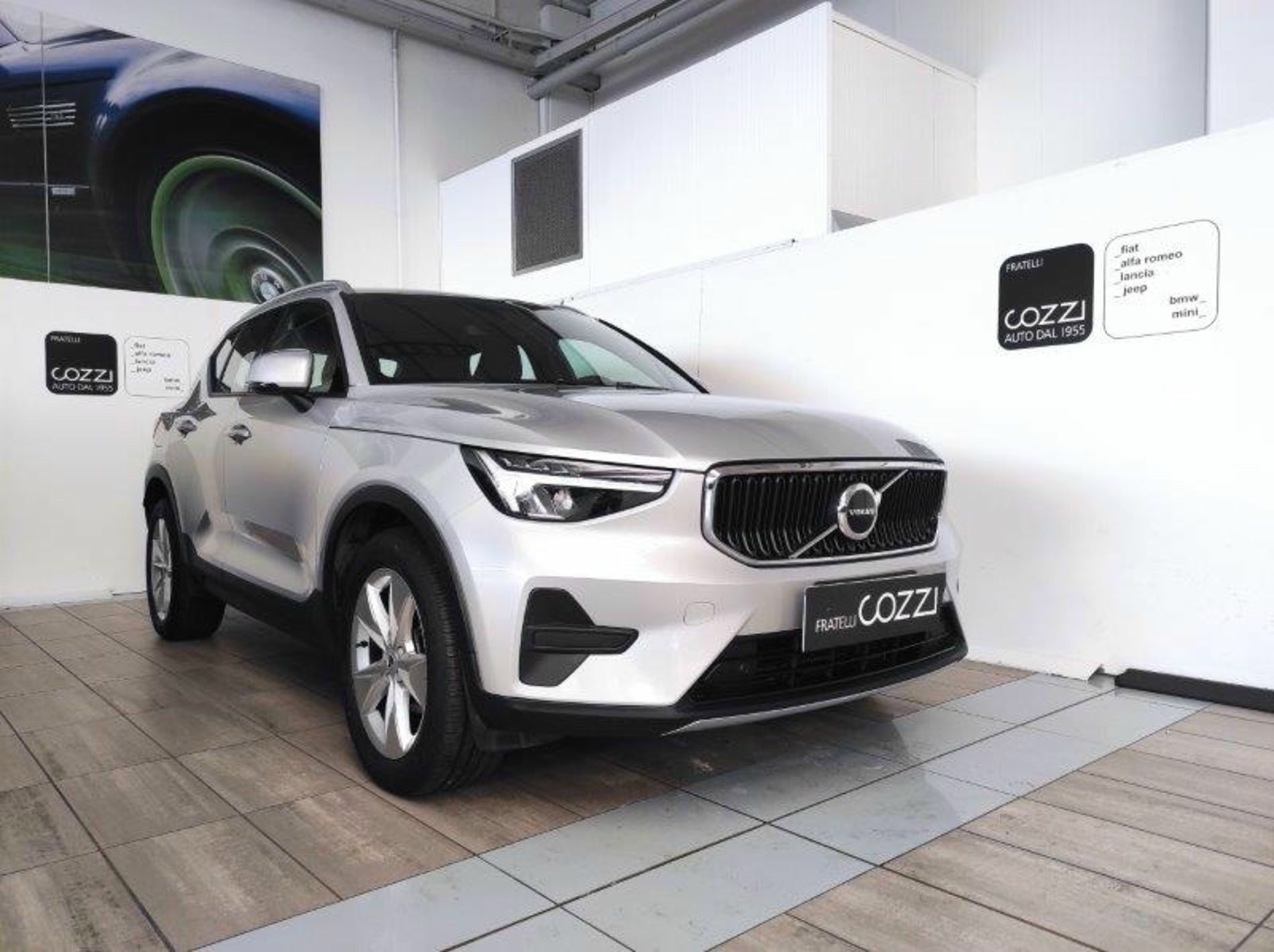 VOLVO XC40 2022