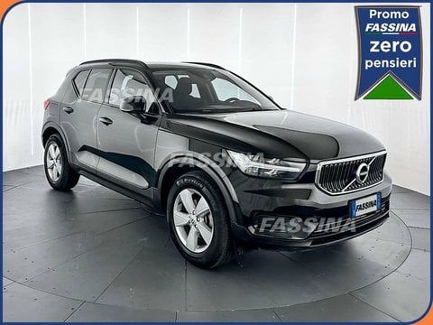 VOLVO XC40 2022