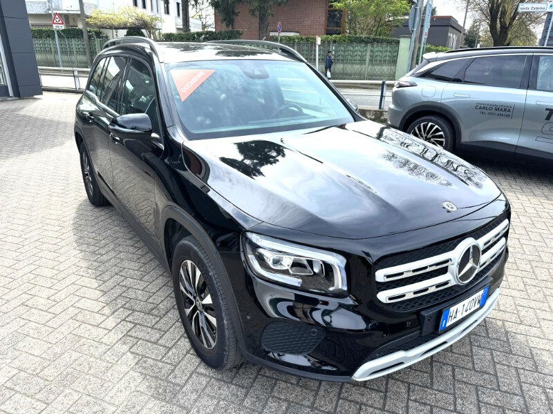 MERCEDES BENZ GLB