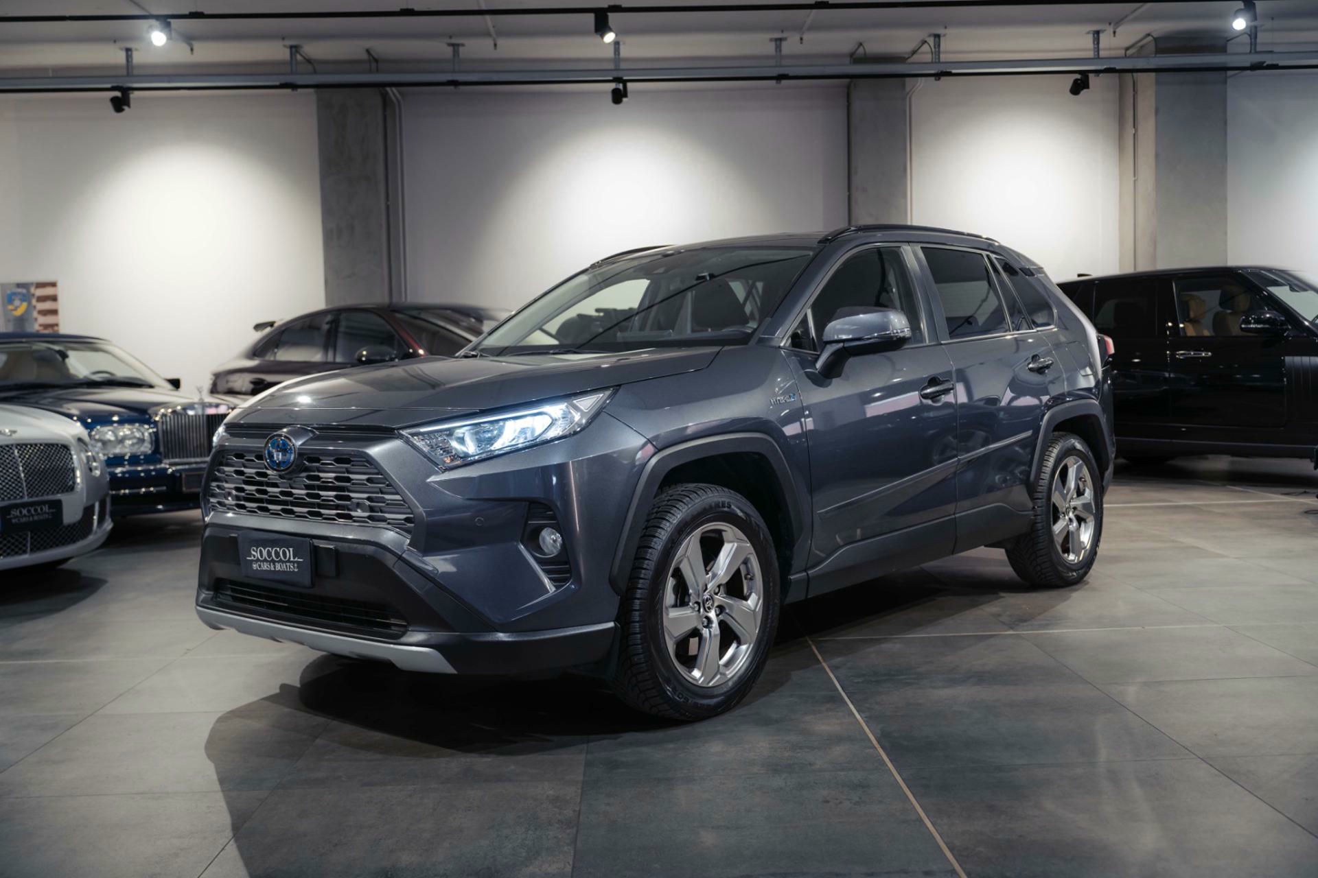 TOYOTA RAV4 2021