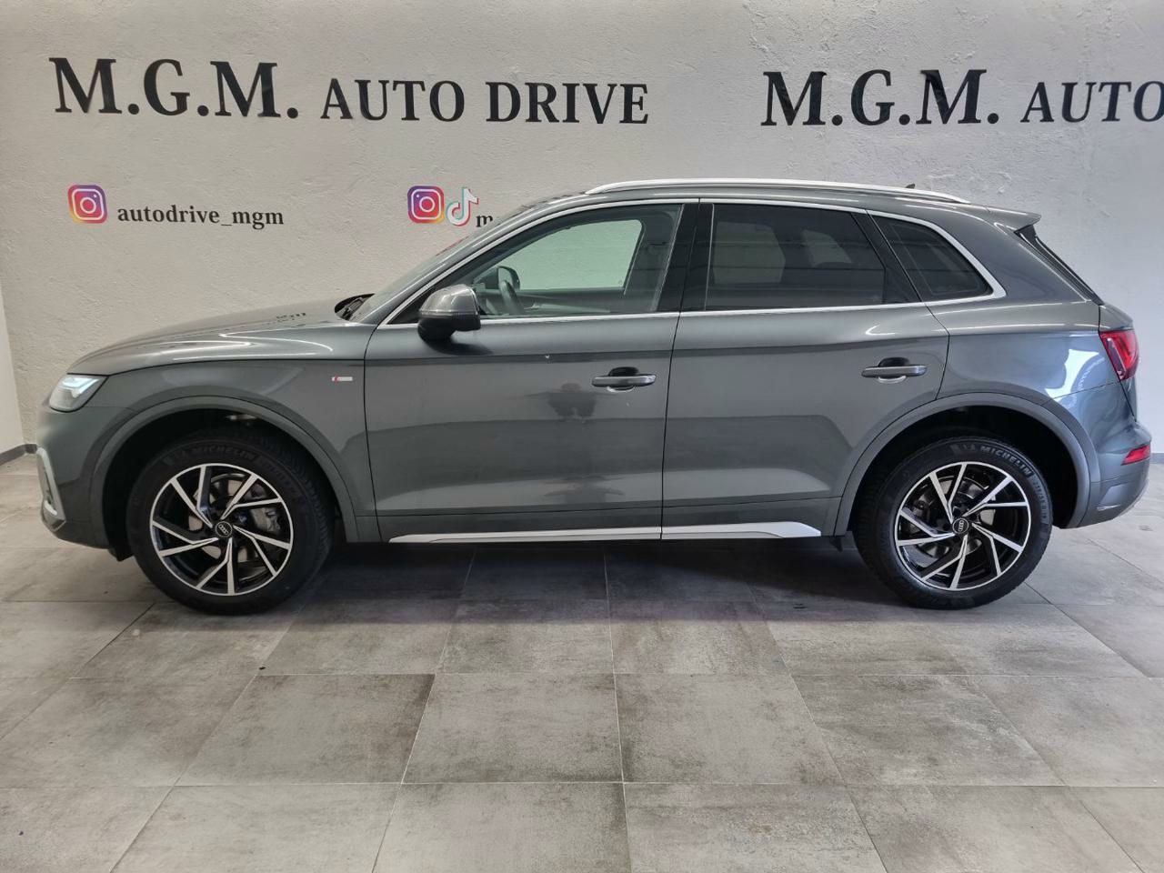 AUDI Q5 2022