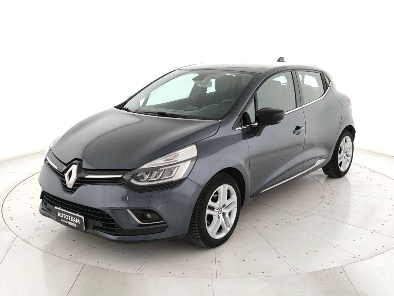 RENAULT Clio 2019
