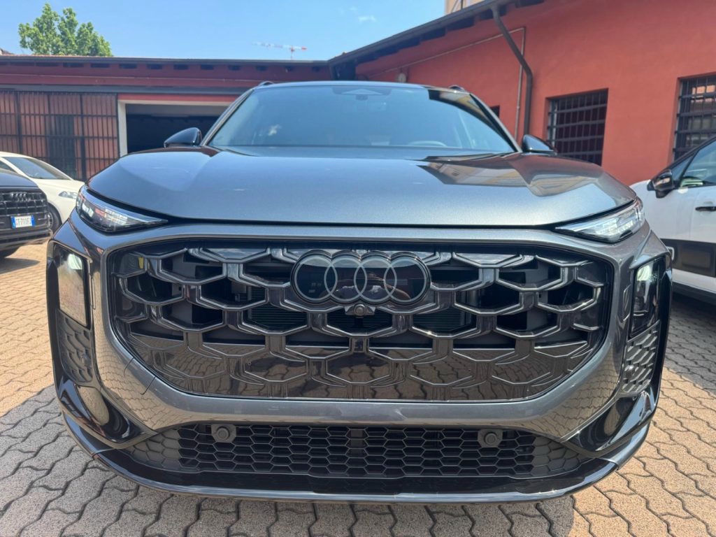 AUDI Q3 2026