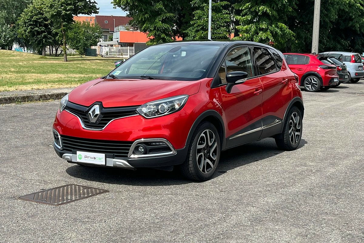 RENAULT Captur 2015