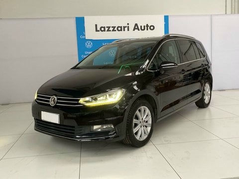 VOLKSWAGEN Touran 2016