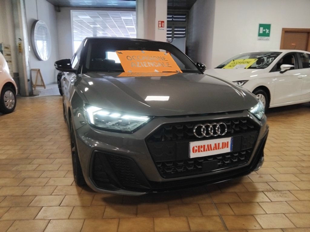 AUDI A1 2021