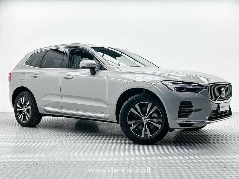 VOLVO XC60 2021