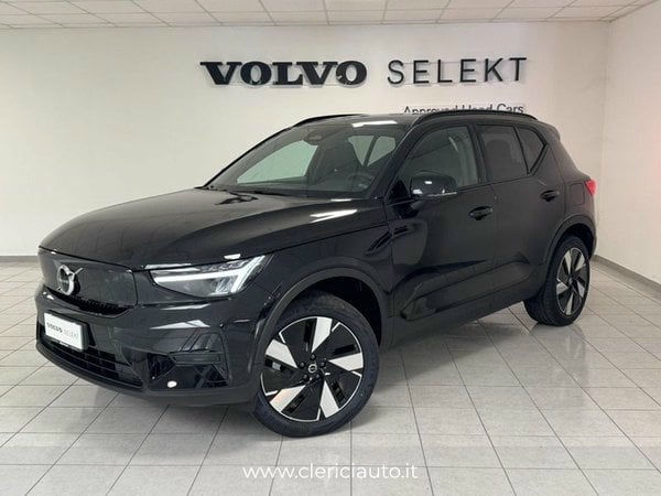 VOLVO XC40 2024