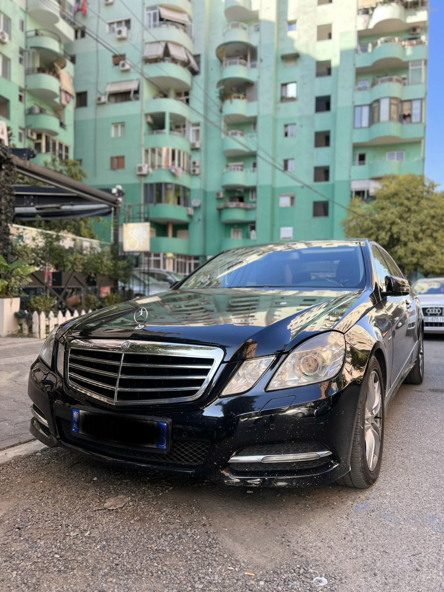 MERCEDES BENZ E-Class