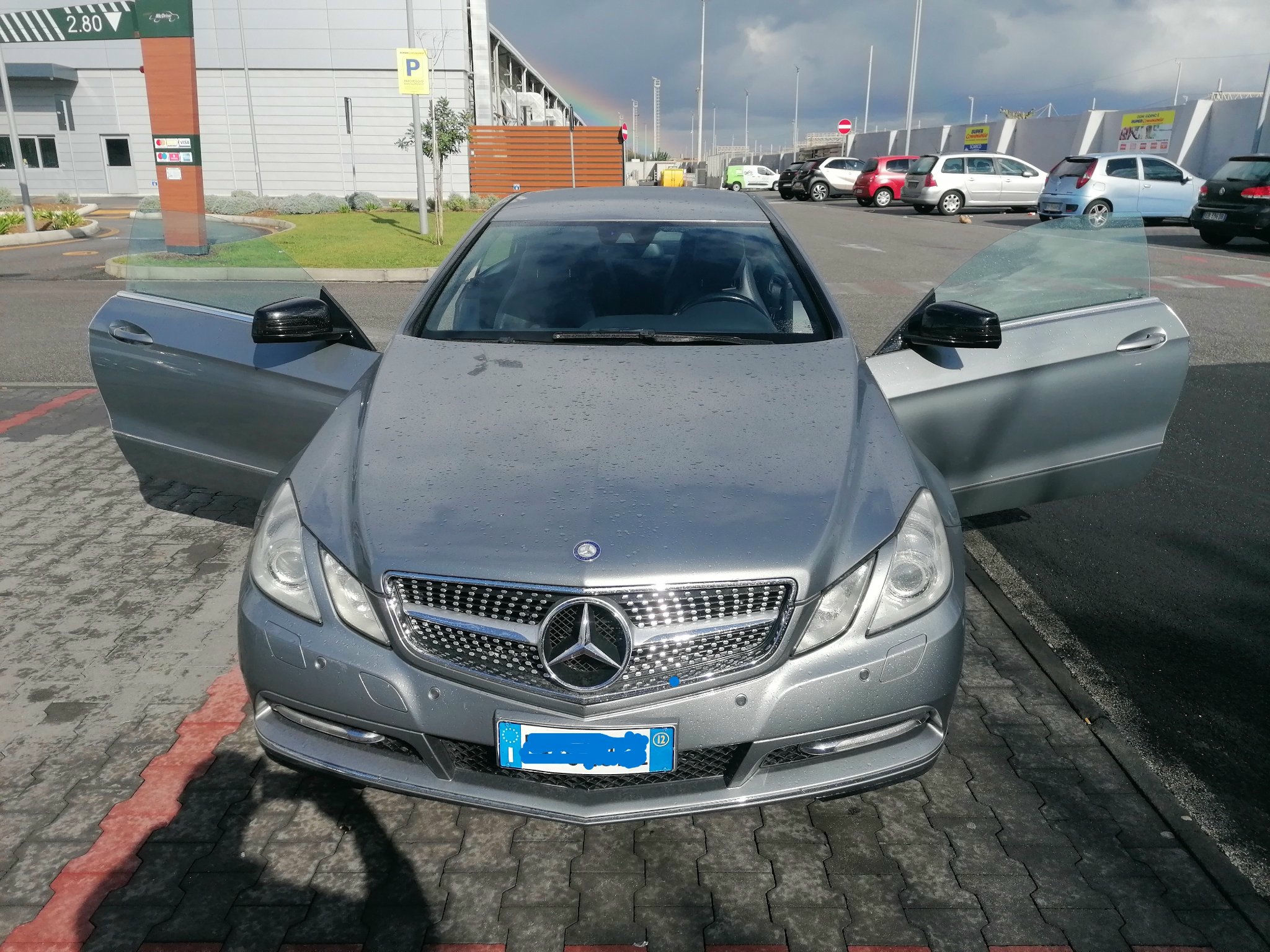MERCEDES BENZ E-Class Coupe