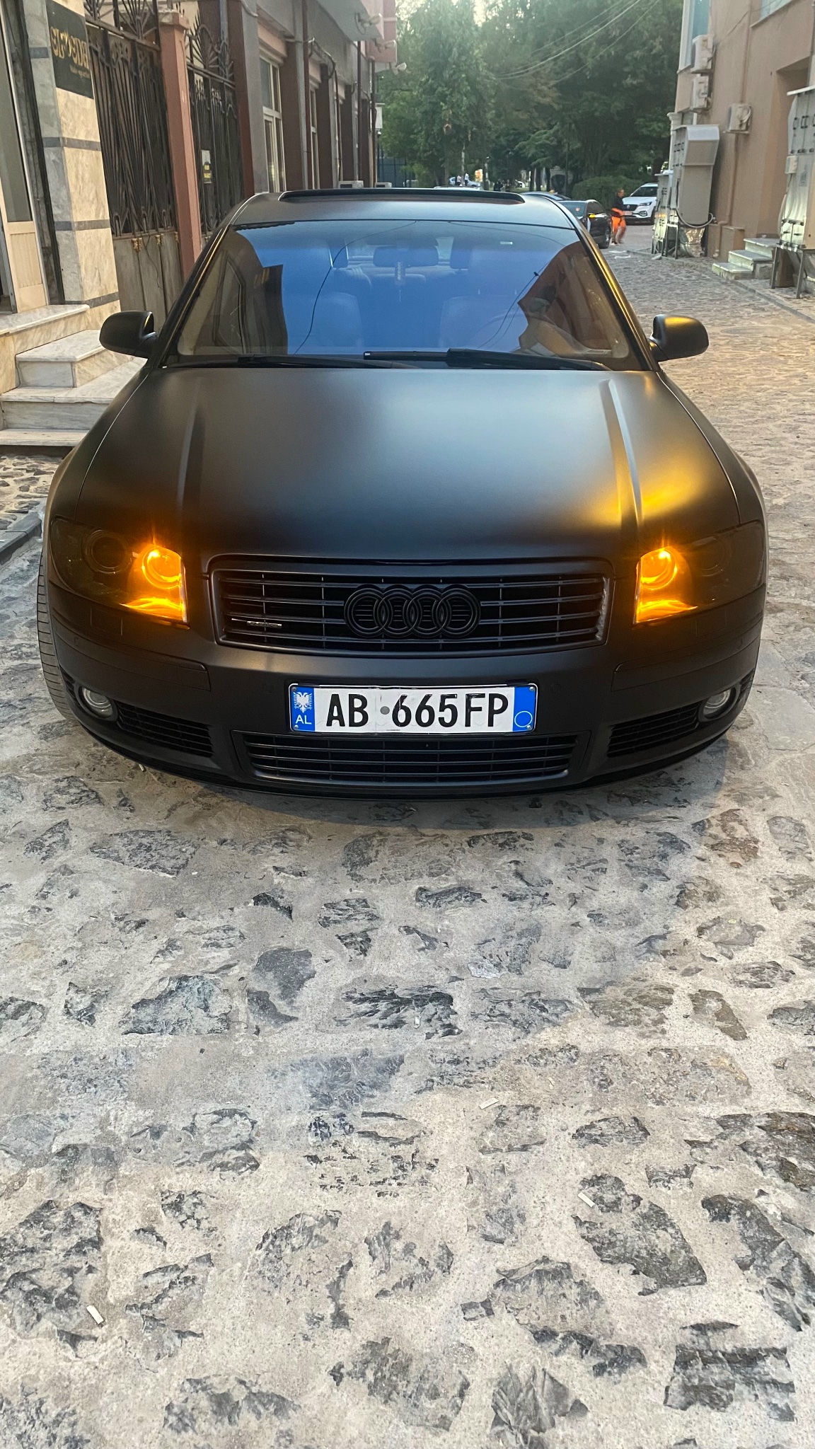 AUDI A8
