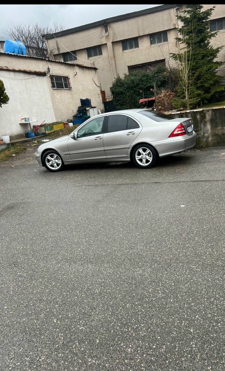 MERCEDES BENZ C-Class