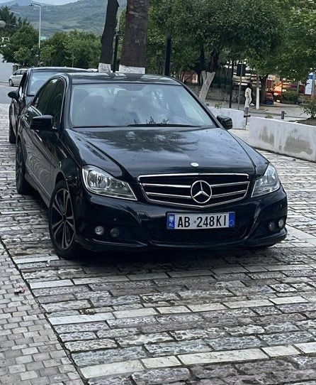 MERCEDES BENZ C-Class