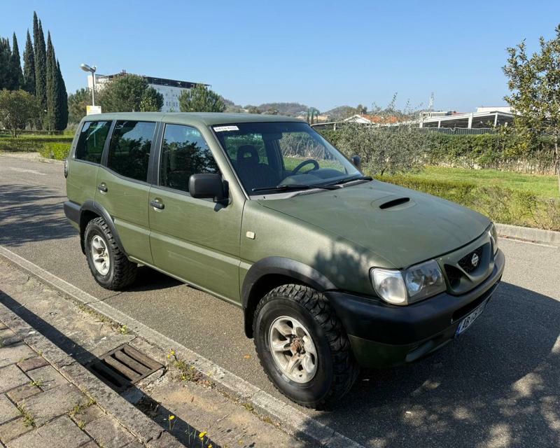 Nissan Terrano 2001