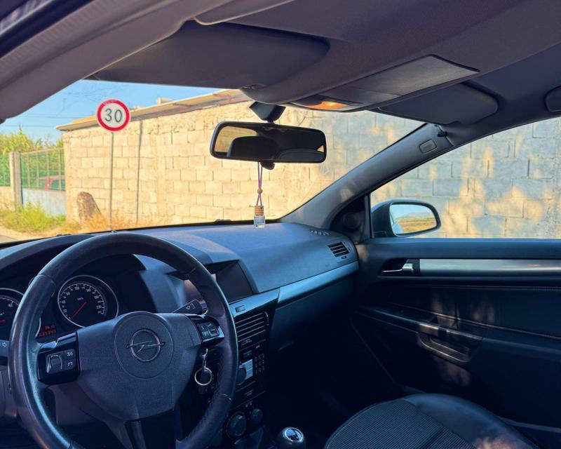Opel Astra 2007
